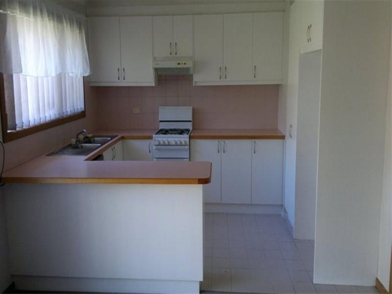 2/4 Helmich Court, Aspendale Gardens VIC 3195