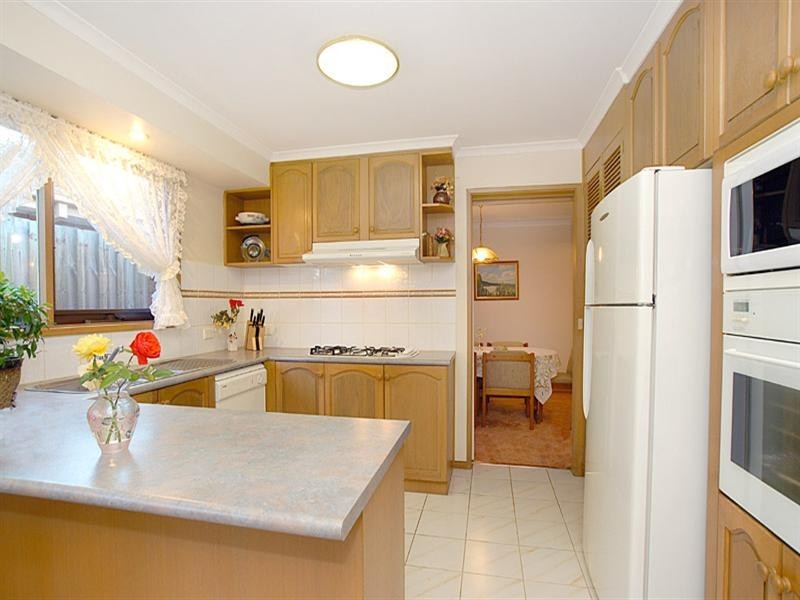 11 Trawalla Street, Aspendale Gardens VIC 3195