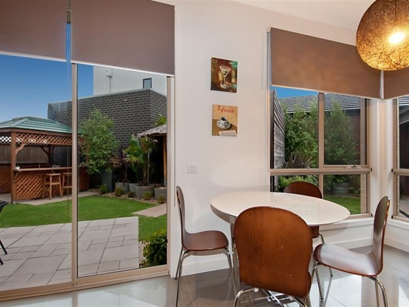 7 Chopard Avenue, Waterways VIC 3195