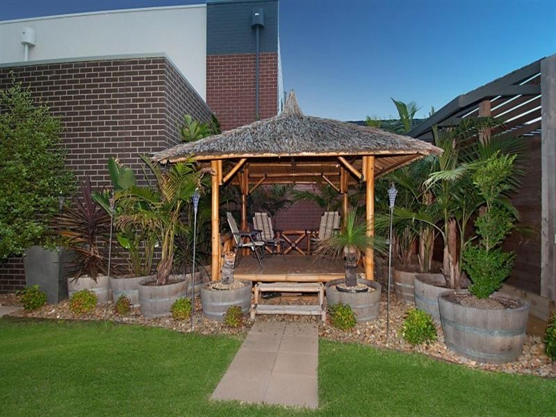 7 Chopard Avenue, Waterways VIC 3195