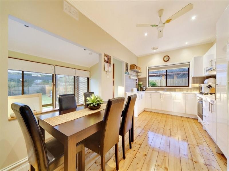 51 Bayside Avenue, Edithvale VIC 3196