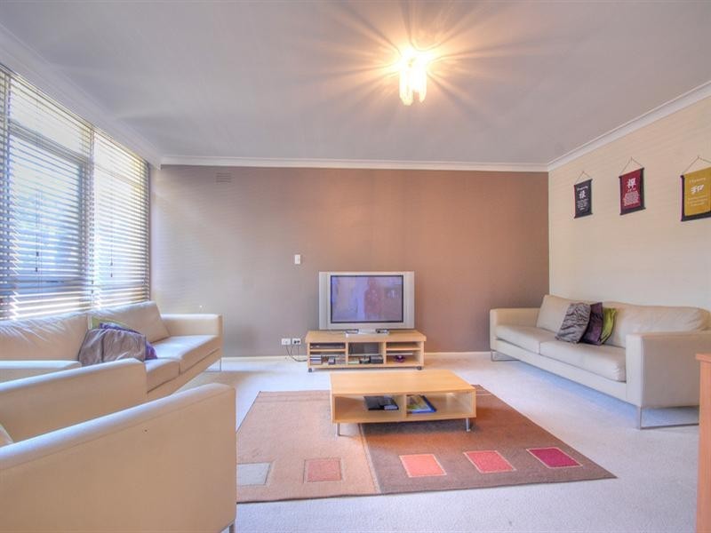 2 Emanuel Drive, Seaford VIC 3198