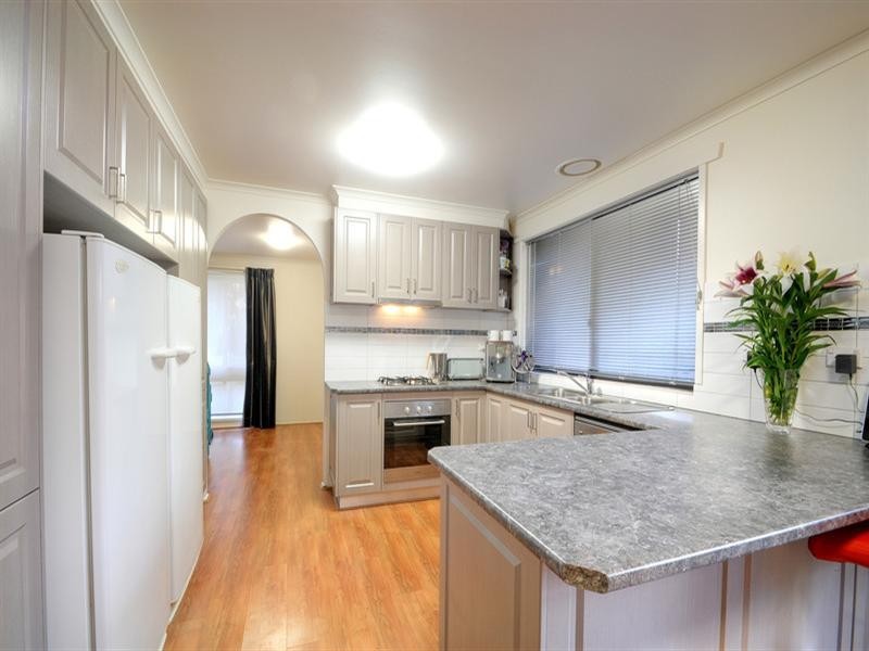 8 Milroy Street, Seaford VIC 3198