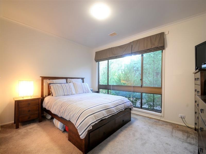 8 Milroy Street, Seaford VIC 3198