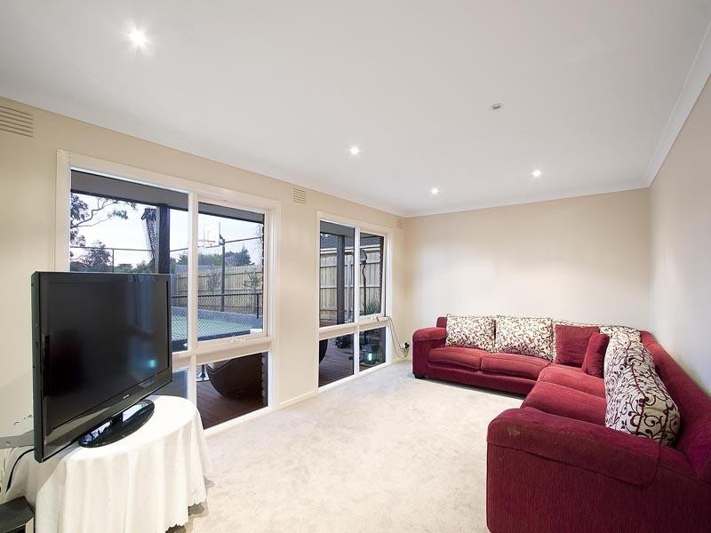 34 Molesworth Street, Seaford VIC 3198