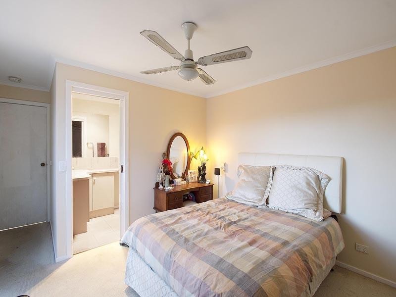 34 Molesworth Street, Seaford VIC 3198