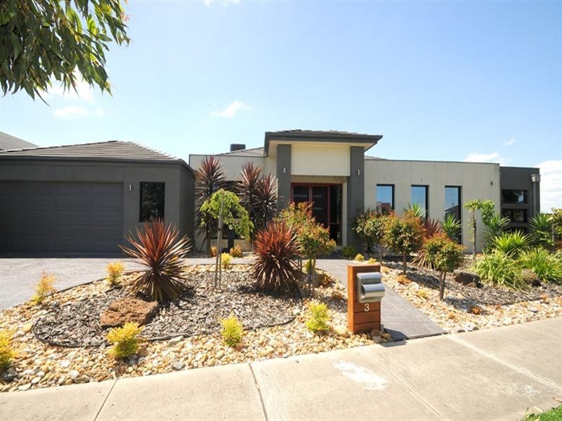 3 Island Point Avenue, Waterways VIC 3195