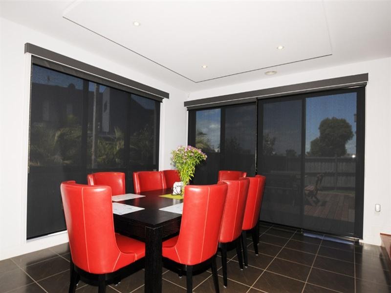 3 Island Point Avenue, Waterways VIC 3195