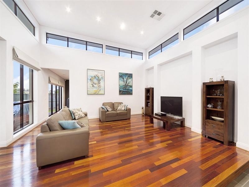 3 Island Point Avenue, Waterways VIC 3195