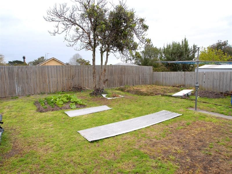 18 Jenkens Street, Frankston North VIC 3200