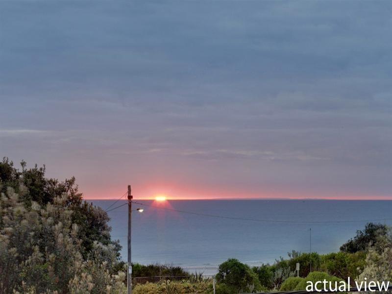 1/28 Nepean Highway, Aspendale VIC 3195