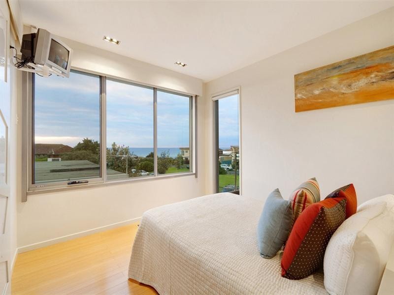 1/28 Nepean Highway, Aspendale VIC 3195