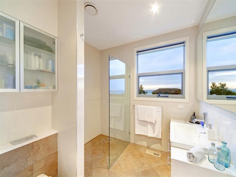 1/28 Nepean Highway, Aspendale VIC 3195