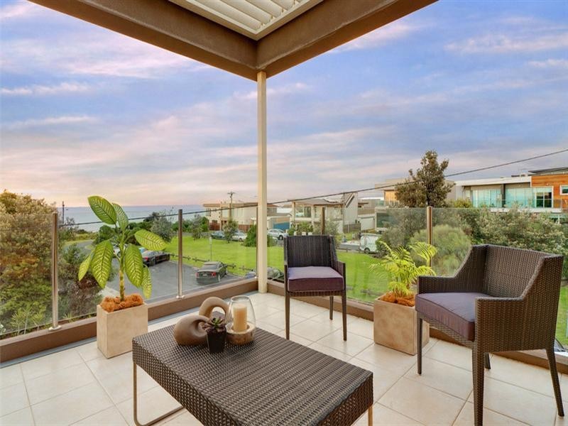 1/28 Nepean Highway, Aspendale VIC 3195