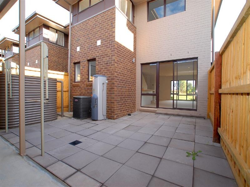 1 Arcots Court, Waterways VIC 3195