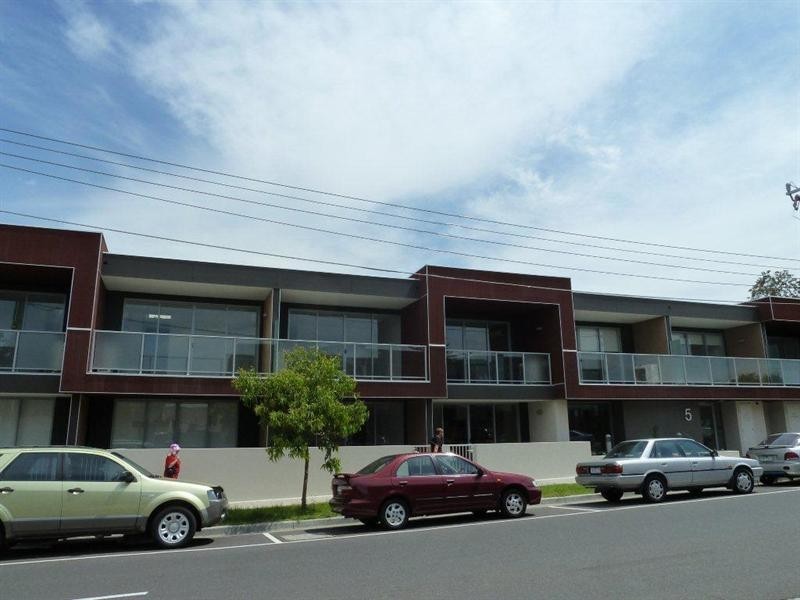 106/5 Bear Street, Mordialloc VIC 3195