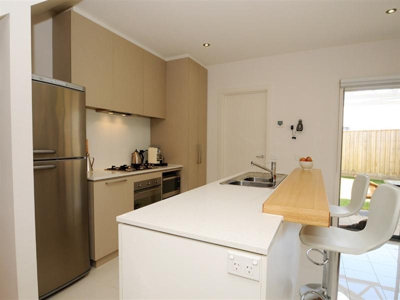 11 Jubilee Boulevard, Waterways VIC 3195