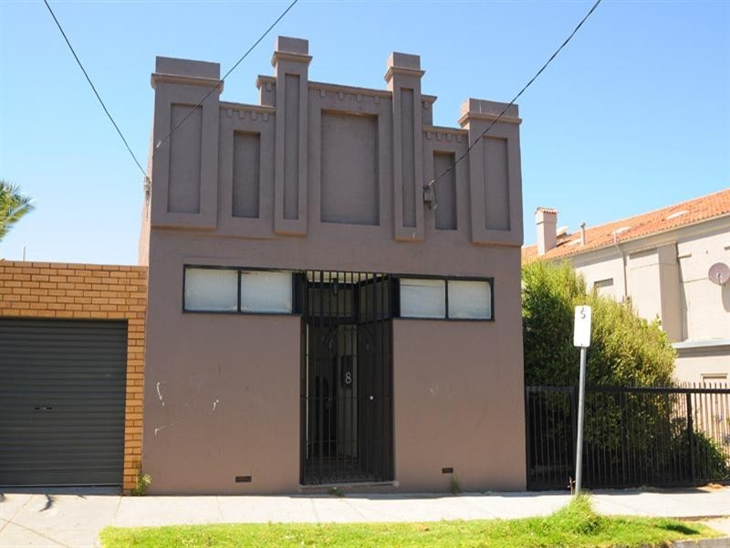 8 Centreway, Mordialloc VIC 3195