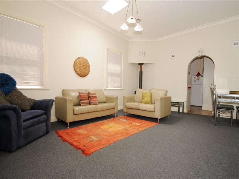 8 Centreway, Mordialloc VIC 3195