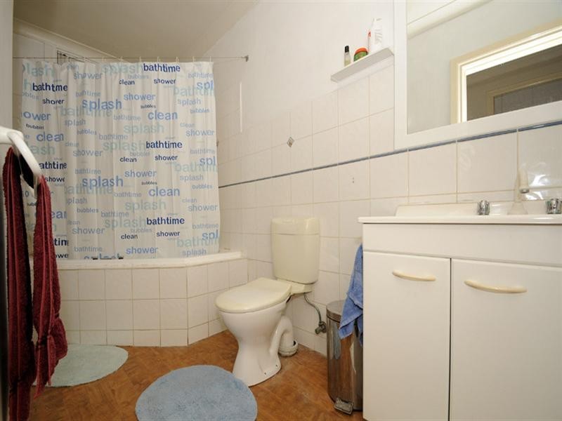 8 Centreway, Mordialloc VIC 3195