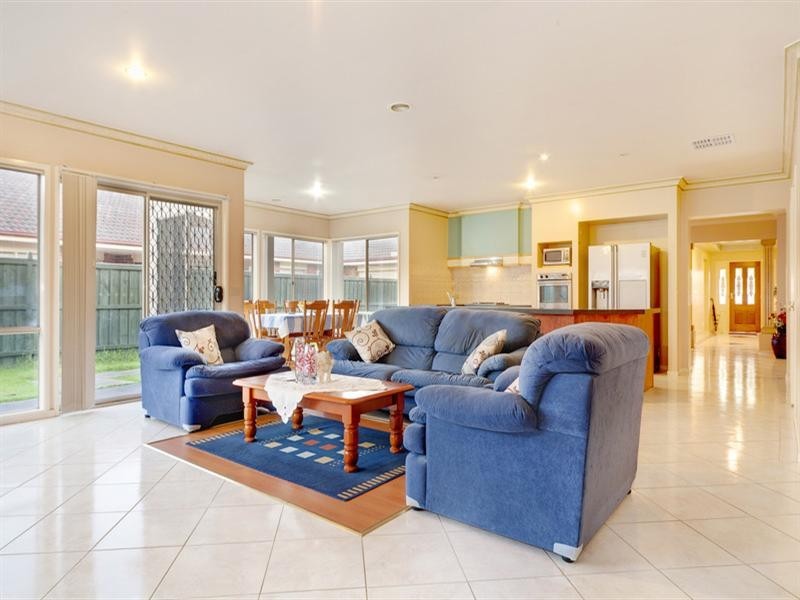 23 Pacific Drive, Aspendale Gardens VIC 3195