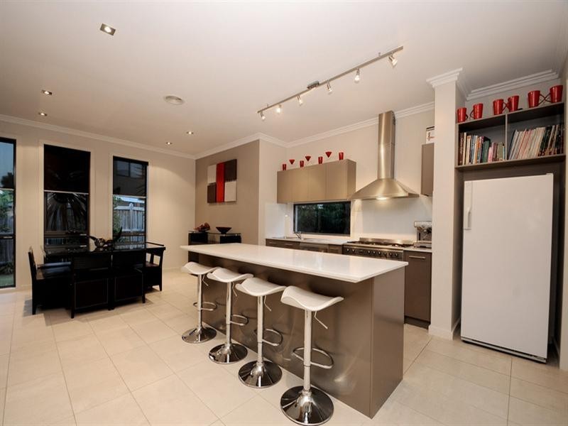 4 The Mews, Waterways VIC 3195