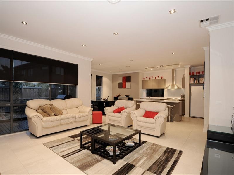 4 The Mews, Waterways VIC 3195