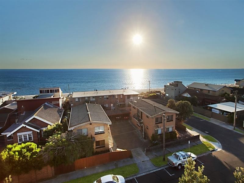 3/8 Bank Road, Edithvale VIC 3196