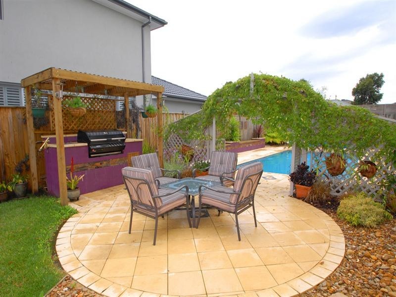 5 Observation Court, Waterways VIC 3195