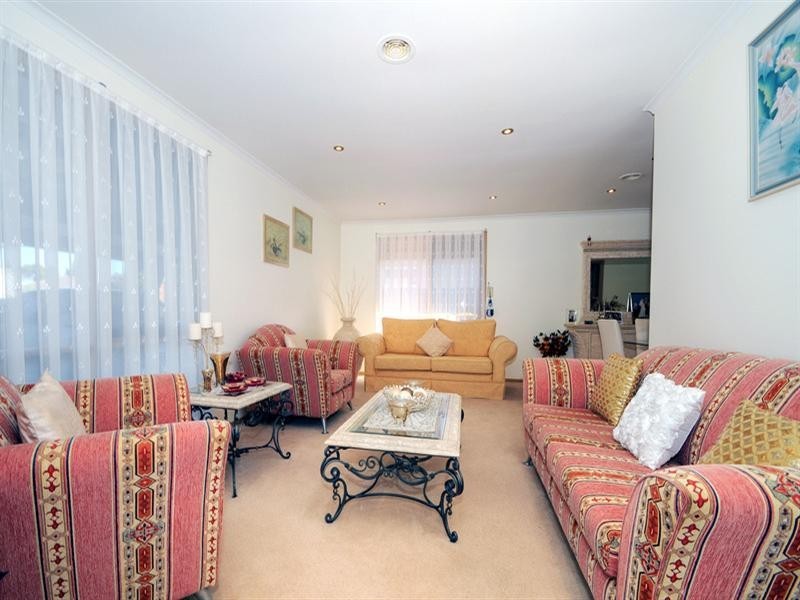 12 Ghiran Close, Aspendale Gardens VIC 3195