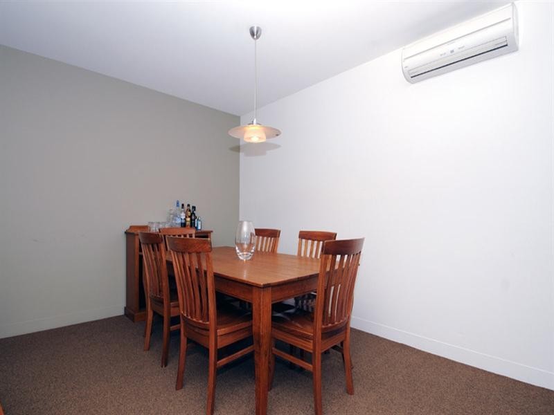 11/250 Charman Road, Cheltenham VIC 3192