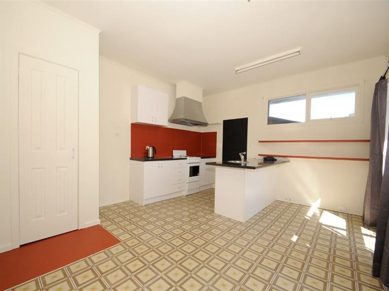 33 Bradshaw Street, Mordialloc VIC 3195