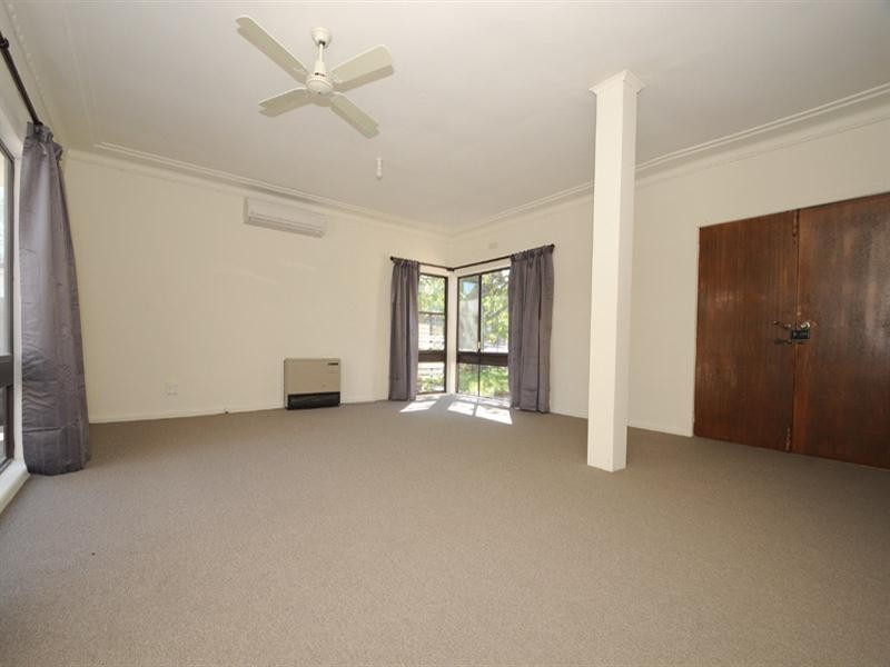 33 Bradshaw Street, Mordialloc VIC 3195