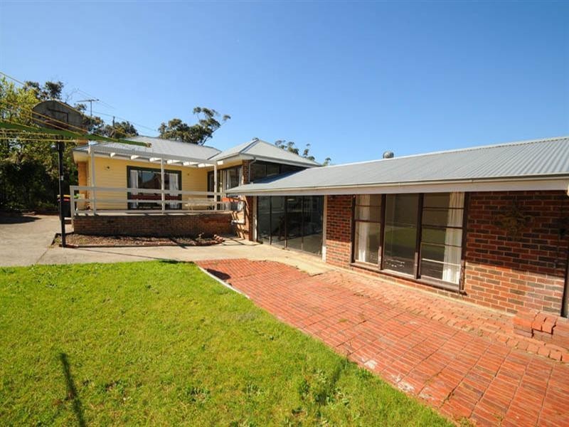 33 Bradshaw Street, Mordialloc VIC 3195