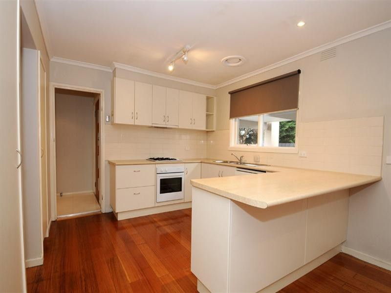 24 Kinsale Street, Seaford VIC 3198