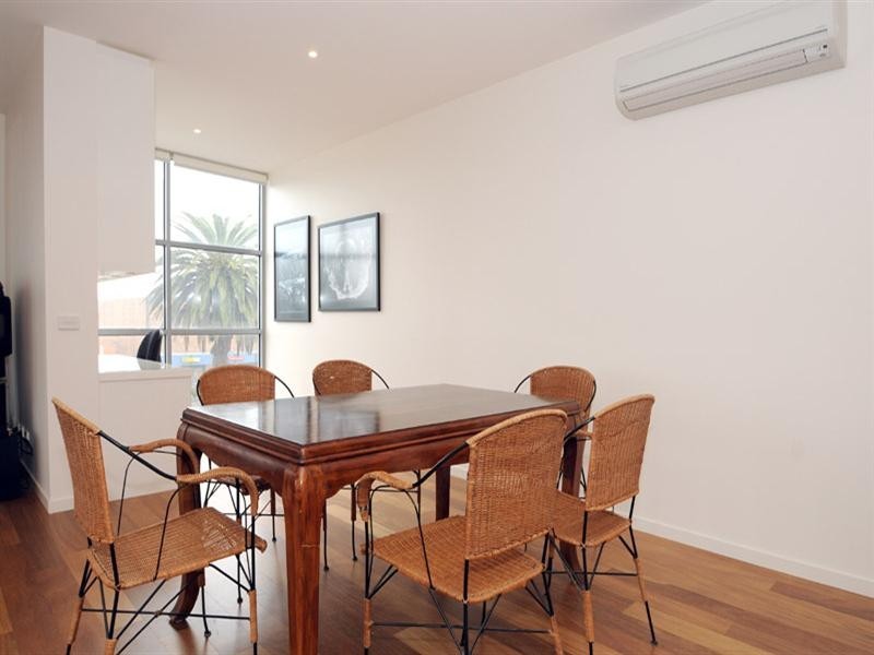 12/541 Main Street, Mordialloc VIC 3195