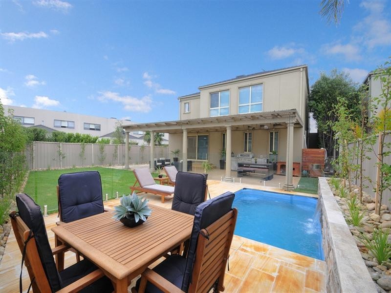 4 Hoysted Close, Mordialloc VIC 3195