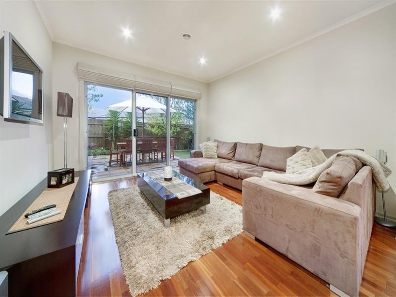 27 Jenkins Street, Mordialloc VIC 3195