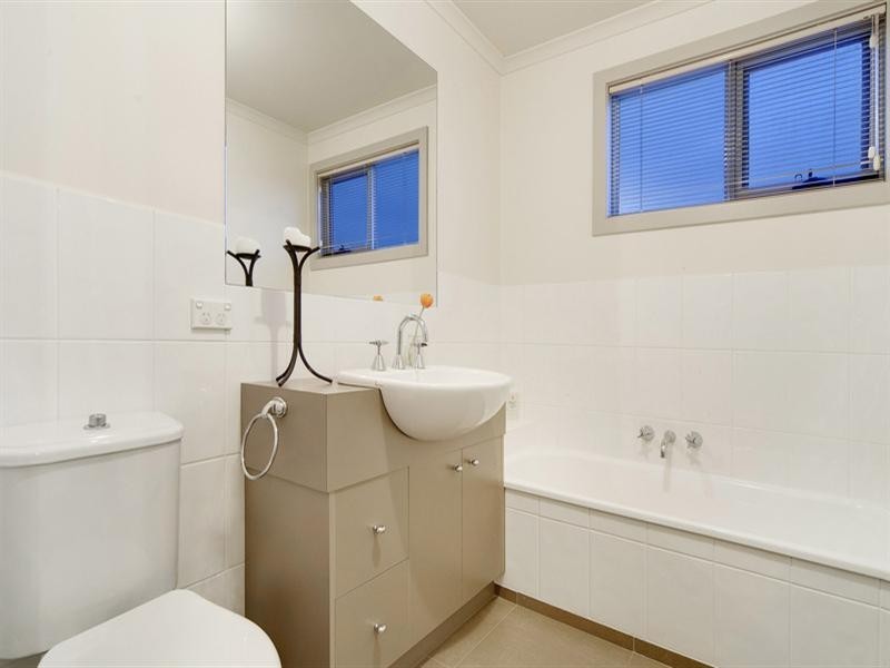 27 Jenkins Street, Mordialloc VIC 3195