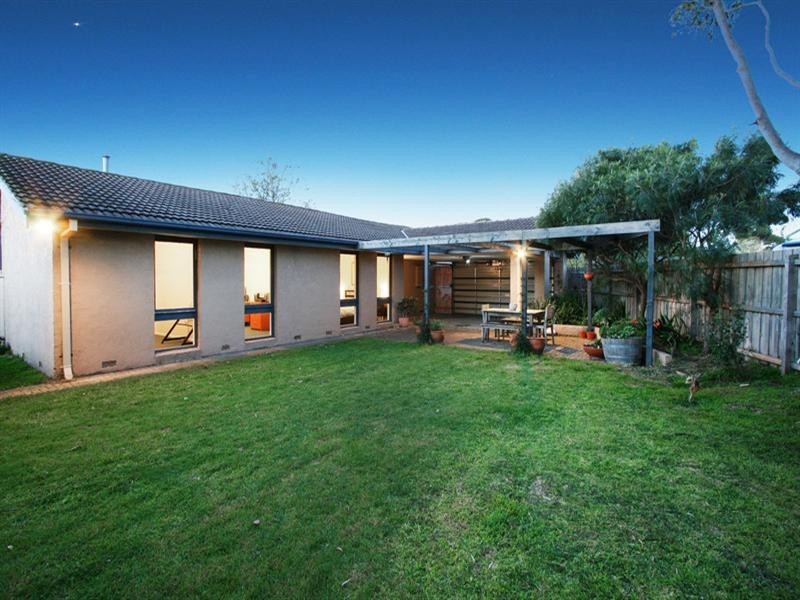 7 Saxil Court, Seaford VIC 3198