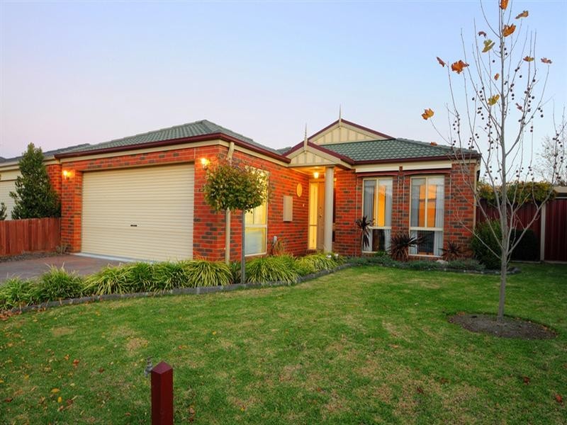4 Hyland Street, Mordialloc VIC 3195