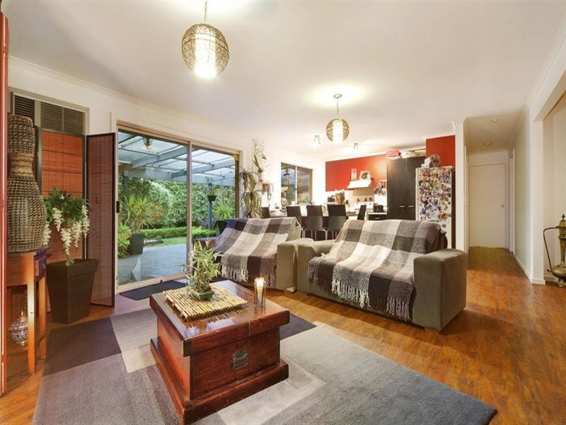 21 Kerr Crescent, Aspendale Gardens VIC 3195