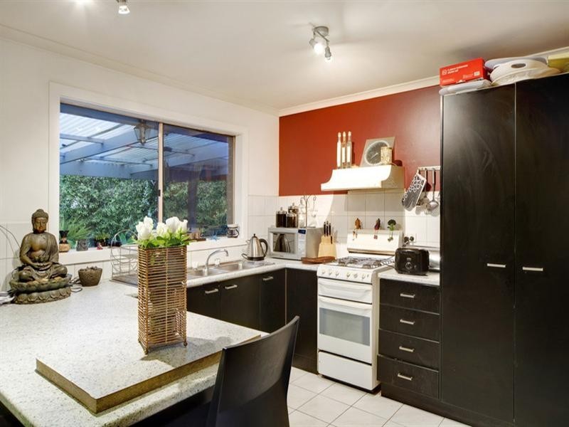 21 Kerr Crescent, Aspendale Gardens VIC 3195