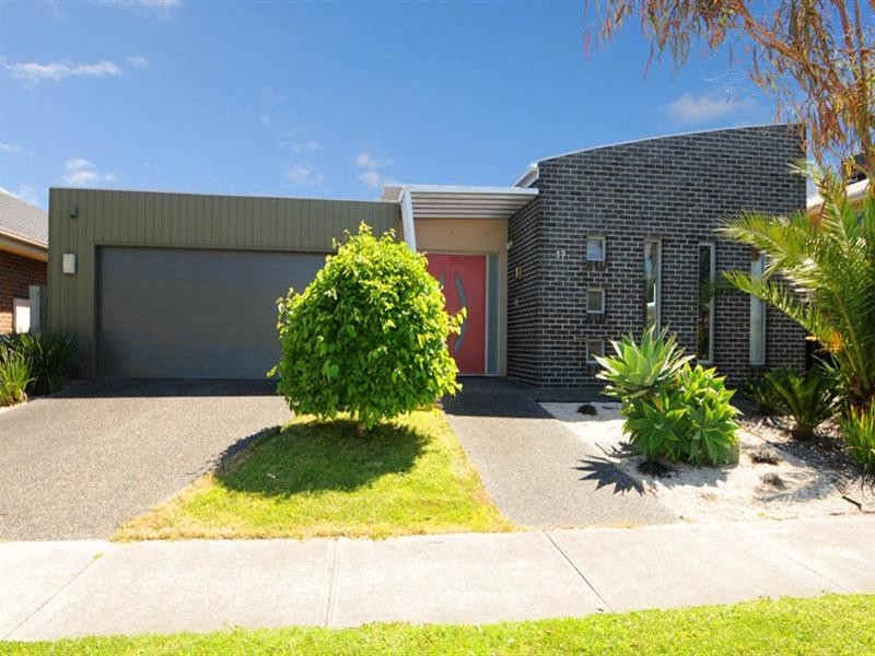 17 Reys Close, Mordialloc VIC 3195