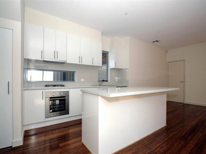 2 Nott Avenue, Frankston VIC 3199