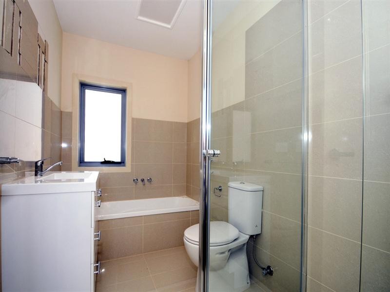 2 Nott Avenue, Frankston VIC 3199