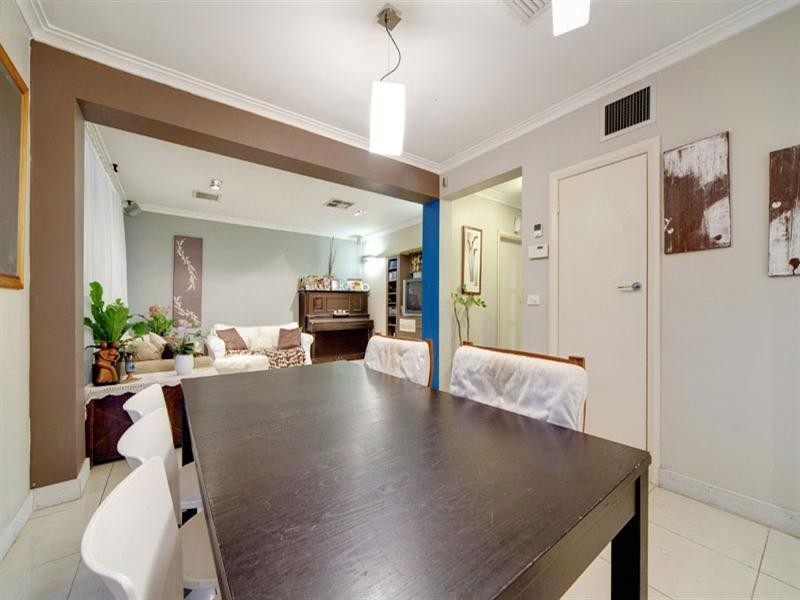 12 Connewarra Avenue, Aspendale VIC 3195