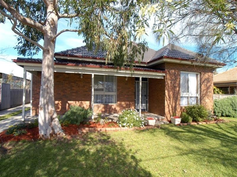 48 Woodbine Grove, Chelsea VIC 3196