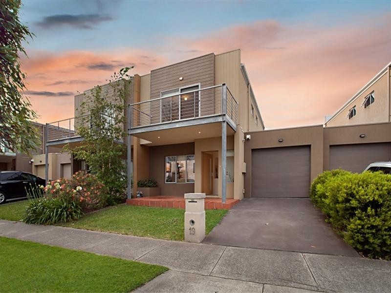 19 Jenkins Street, Mordialloc VIC 3195