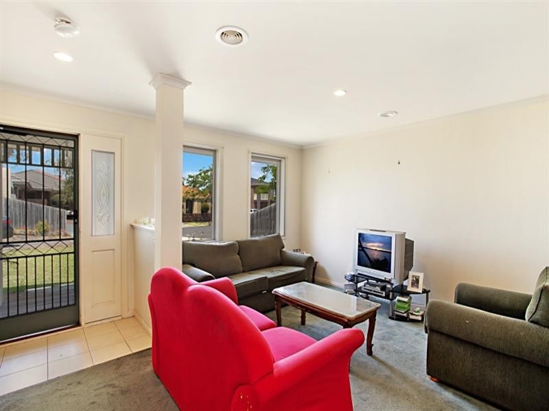 17 Affinity Close, Mordialloc VIC 3195